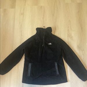 The North Face Black Half-Zip Fleece